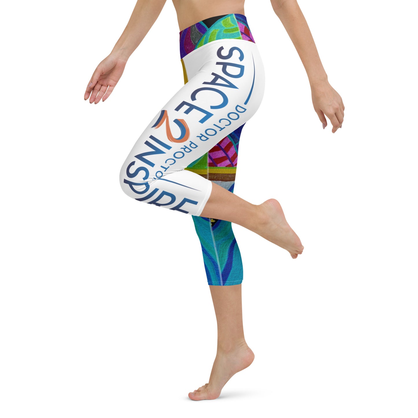 AfroGaia Night Light Yoga Capri Leggings