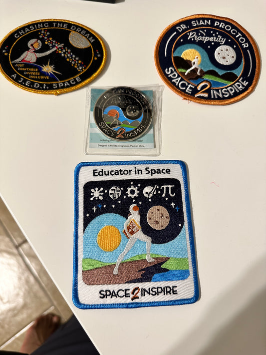 Patches4space Space2inspire Bundle (autographed)