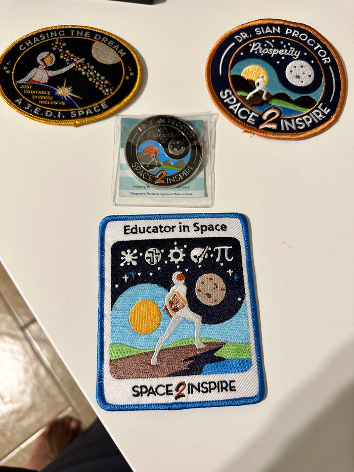 Patches4space Space2inspire Bundle (autographed)