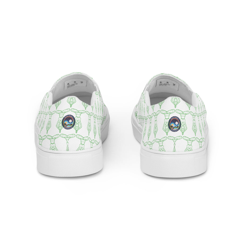 LuckyNaut Women’s slip-on canvas shoes