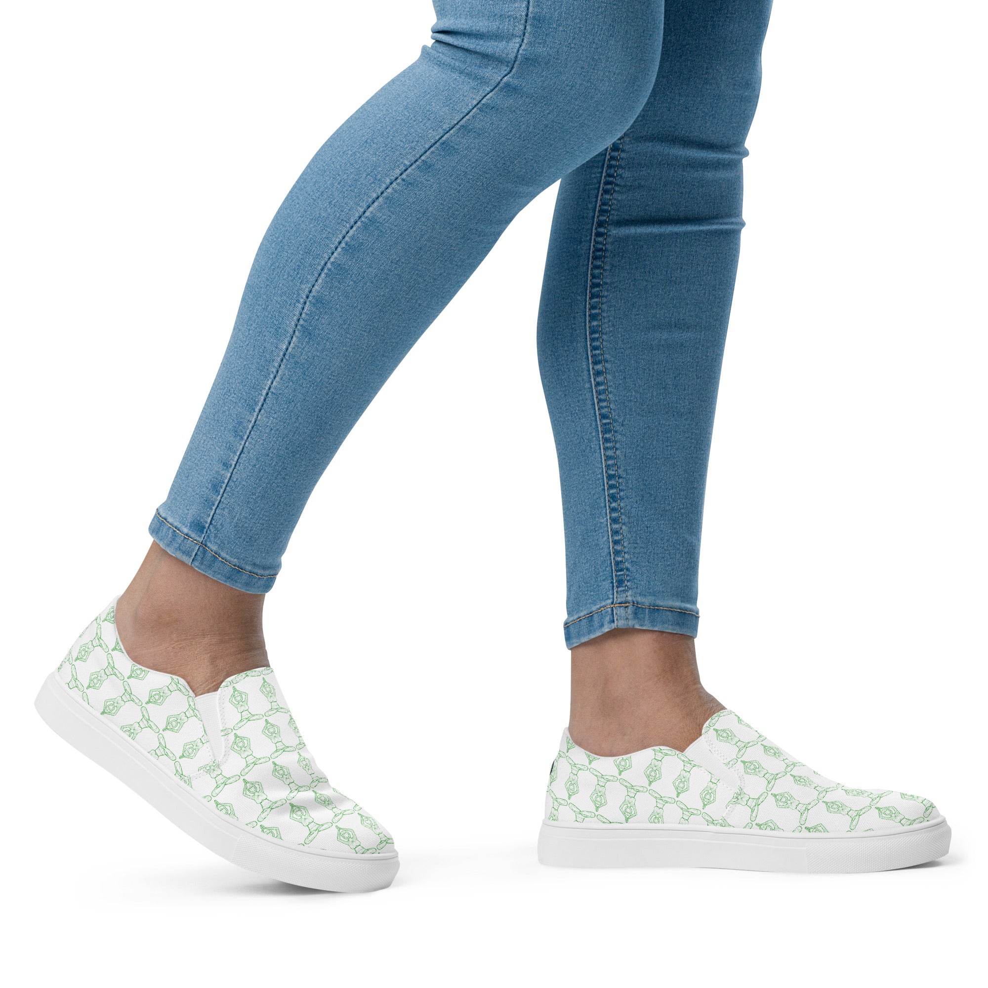 LuckyNaut Women’s slip-on canvas shoes